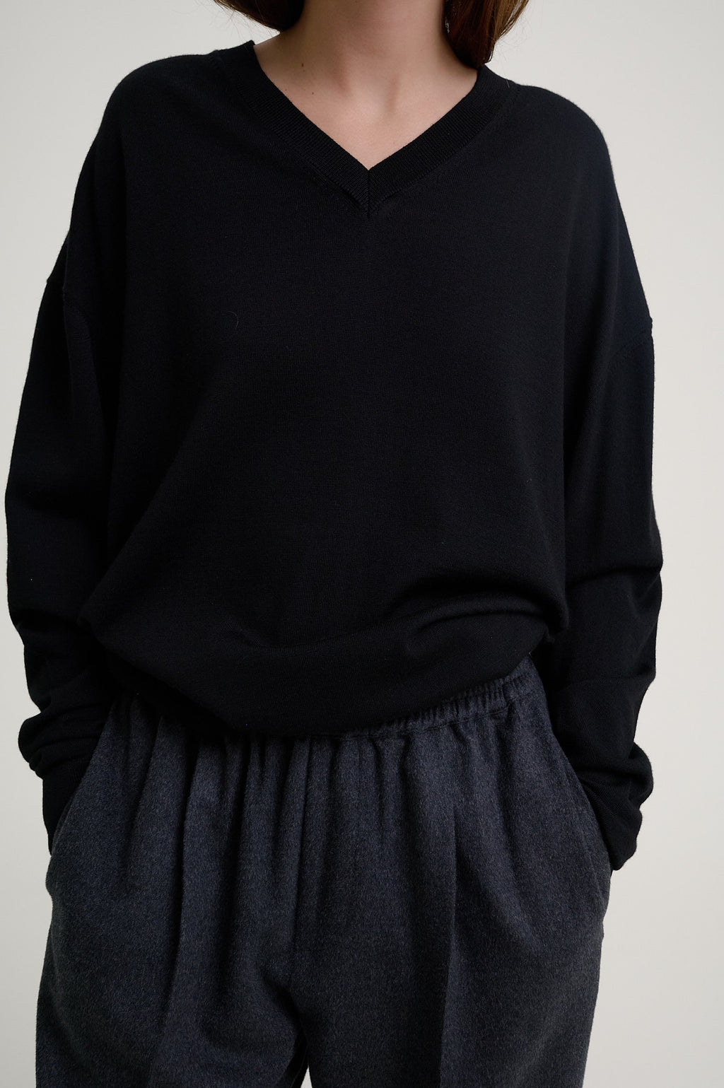 Easy V-Neck Knit