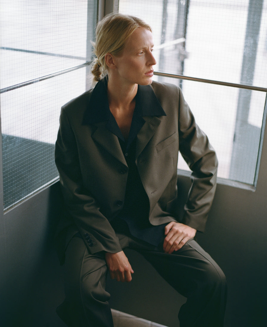 3-BUTTON JACKET IN VIRGIN WOOL